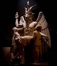 Estatua de Baphomet del Templo Satánico de Detroit.